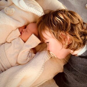 Claire Cooper Instagram - 🤍🤍 our little creations @scandalous_13 

#grateful #gratitude #mumoftwo #toddlerandbaby #vbac #vbacsuccess #family #familytime #bigbrother #littlesister #siblings