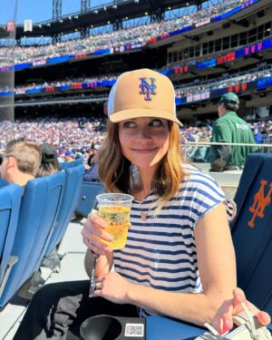 Claire Coffee Instagram - BIRTHDAY BALL!!! @mets