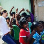 Claire Forlani Instagram - Hello We are witnessing first hand the incredible suffering that an infectious disease like COVID19 can cause. I know it may seem strange in this moment for me to talk about Tuberculosis, as you will probably be thinking we have enough to deal with but As ambassador for the International Union Against Tuberculosis and Lung Disease, I will talk about it , as it is something that has been ignored and marginalized as its mainly the poor who have been affected. So as One week today on March 24 is World TB Day. I will be a reminder that Tuberculosis, or TB as most people call it, is now the biggest infectious disease killer in the world, killing some 1.6 million people a year. When a disease is focused on progress is made like we’ve seen , Cancer, Aids and they are saying a vaccination will be available for COVID19 within a year .So a reminder TB is preventable, treatable and curable ,yet it now accounts for more deaths than HIV/AIDS. Its Time to End TB! Stay safe and stay at home 🙏❤️👊 #covıd19 @theunion_tblh #itstimetoendtb⏰ #StayHome