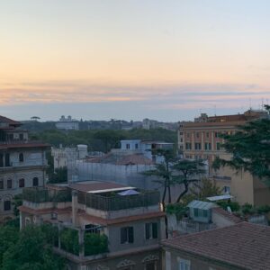 Claire Forlani Instagram - #Roma #Domina  #Octavia Ciao Roma I’m heading home . Thank you for my daily morning view and such a wonderful crew and cast #graziepertutto 🖐🏽❤️