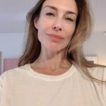 Claire Forlani Instagram - @ladygardenfoundation 🌸I’M A LADY🌸🌸All PROFITS 🌸 from the sale of this tee shirt will be donated to Lady Garden Foundation & will go towards research to extend & improve GYNECOLOGICAL HEALTH you can buy from this link. linktr.ee/ladygardenfoundation #beatcancer #gynohealth #supporteachother #Letsdothis #Me&EM #fundraise #LOVETHELADIES 🌸💗🌸💗