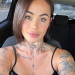 Claire Tomek Instagram - Hey coucou 💇🏻‍♀️