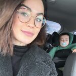 Claire Tomek Instagram - Preuve de plus que le fruit ne tombe jamais bien loin de l’arbre… 😂 Alors on se ressemble ou pas ?