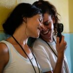 Clara Alvarado Instagram – Desde que volví el martes de Uruguay todo está siendo un frenesí, va todo demasiado rápido y no me da tiempo ni a pasar por aquí. No quería dejar pasar más días sin compartiros algunas imágenes del rodaje de @aguanegra y saber que os parecen :)

GRACIAS EQUIPO, GRACIAS FAMILIA, GRACIAS URUGUAY! 

Nos vemos muy pronto para finalizar este rodaje en Barcelona por todo lo alto. Ya os echo muchísimo de menos 💞🥹

Foto fija @luuhaaro y @nataliacandia.ph 🫶🏻