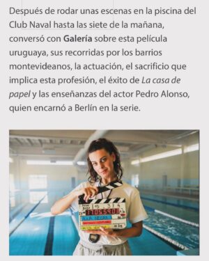 Clara Alvarado Instagram - entrevista para la revista uruguaya @galeriarevista y fotos de @ae__foto con 3horas de sueño después de un rodaje nocturno 🫠 creo que no quedaron nada mal! 💚

gracias @leabensasson @zinolarosana @aguanegrafilm

Ya lo he dicho pero lo vuelvo a repetir. Es increíble el cariño y la valoración que recibí en el paisito 🇺🇾, ojalá para cuando se estrene la peli #aguanegra pueda ir para allá de nuevo. De momento, echando de menos a todos mis compis y deseando grabar lo que nos queda en Barcelona :))))