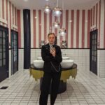 Clara Henry Instagram - Ja ja eu-val i sommar, usa-val i höst och kyrkoval 2025 men NÄR röstar vi om att göra sveriges alla offentliga toaletter lite roligare