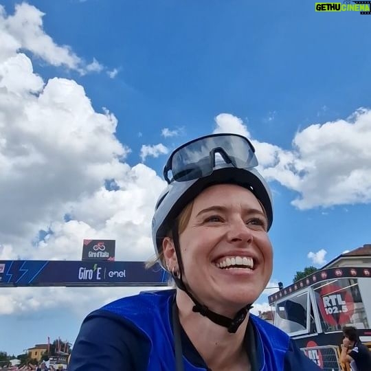 Clara Henry Instagram - Reklam för @yamahamotorscandinavia ! Blev bjuden att följa med dem till Italien för att cykla elcykel och det var givetvis OTROLIGT. Så här kommer resereel. Mys! Tack! Ciao!!!
