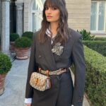 Clara Luciani Instagram - 24h à Milan : juste le temps qu’il fallait pour photobomber Rihanna et ASAP Rocky avec ma tête de Gremlins et manger beaucoup de pâtes. 🍝 Merci @gucci et @alessandro_michele pour ce shot de beauté dans ces jours de pénombre… ✨🫀✨