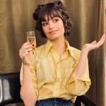 Clara Luciani Instagram - Quatrième et dernier concert à l’Olympia …! 🍀 Pas du tout envie de quitter cet endroit mythique dans lequel on commençait à avoir nos habitudes ….!