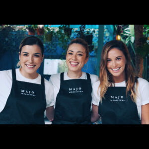 Clare Uchima Instagram - been brewing up some magic @majomedicine
🧙🏼‍♀️🧙🏼‍♀️🧙🏼‍♀️🥄🥄🥄🔮🔮🔮
we have some fun news to share soon!
——
and thank you @guyprall for the nice pics and for not giving up on us🤦🏻‍♀️😂