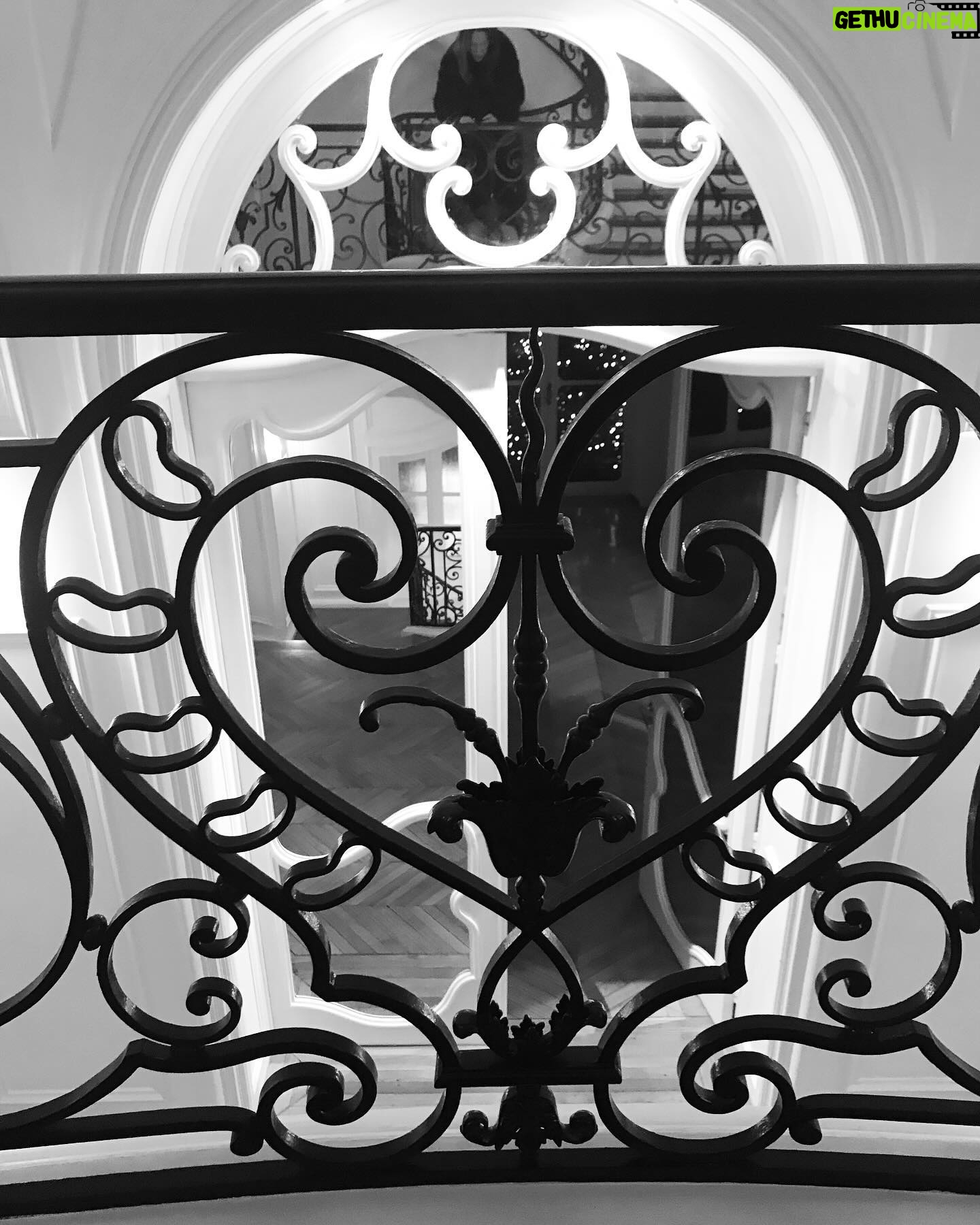 Clare Waight Keller - 1.9K Likes - Over the weekend I spent some time looking through the new beautiful book on the House of Givenchy.
It gave me a moment to reflect on my time at this extraordinary Maison and take a look back at my own images from my archives and share them over the next week or two.
Hubert de Givenchy was a man of strength and wisdom, and I will be forever grateful to him for his trust and belief in me. At a time when the globalised fashion industry spins faster and more frenetically than ever before, perhaps we should take a moment to remember his graceful vision. As a designer, what does it mean to interpret the language and legacy of Givenchy for a contemporary audience?
For me, the challenge was to look into the heart of the house - and its creator - and in doing so, find the inspiration to move forwards⦠because in understanding the past, we can shine a light into the future.
@thamesandhudson @givenchy @anderschristianmadsen @alexandre.samson.paris
#paris #couture #catwalk