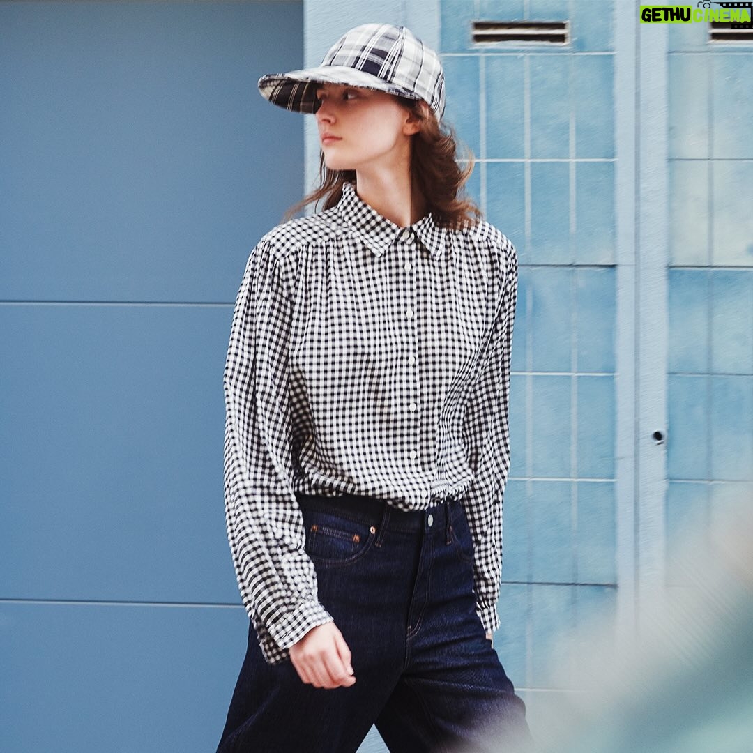 Clare Waight Keller - 1.5K Likes - Launching globally today my new collection in collaboration with @uniqlo
Drop 1 of Uniqlo:C in stores from Thursday 22nd February β€οΈπ©΅