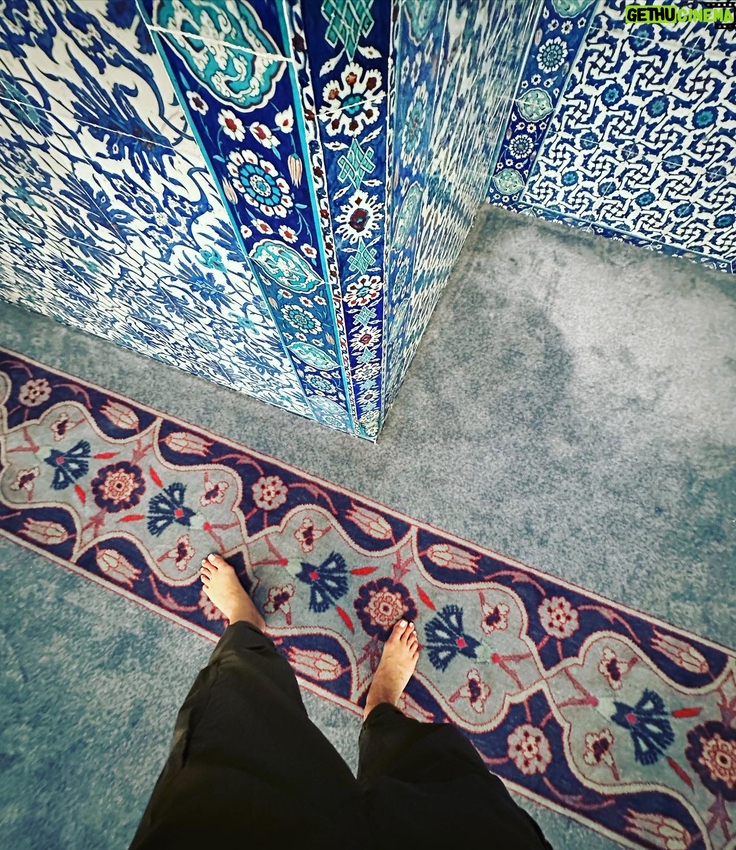 Clare Waight Keller - 3K Likes - Post Tokyo - a quiet trip away to beautiful Istanbul π©΅ some of the things I loved from a couple of weeks ago
1. Best way to see the city - A quick snapshot from the tram that runs over the Bosphorus
2. Hidden in a tiny alleyway stunning blue tiled Mosque
3. Unexpected lushness of tiles and rich carpet
4. Rooftops
5. Marbled courtyards
6. Incredible ancient underground waterways at the Basilica
7/8/9. Harem dream
10. The catβs eye