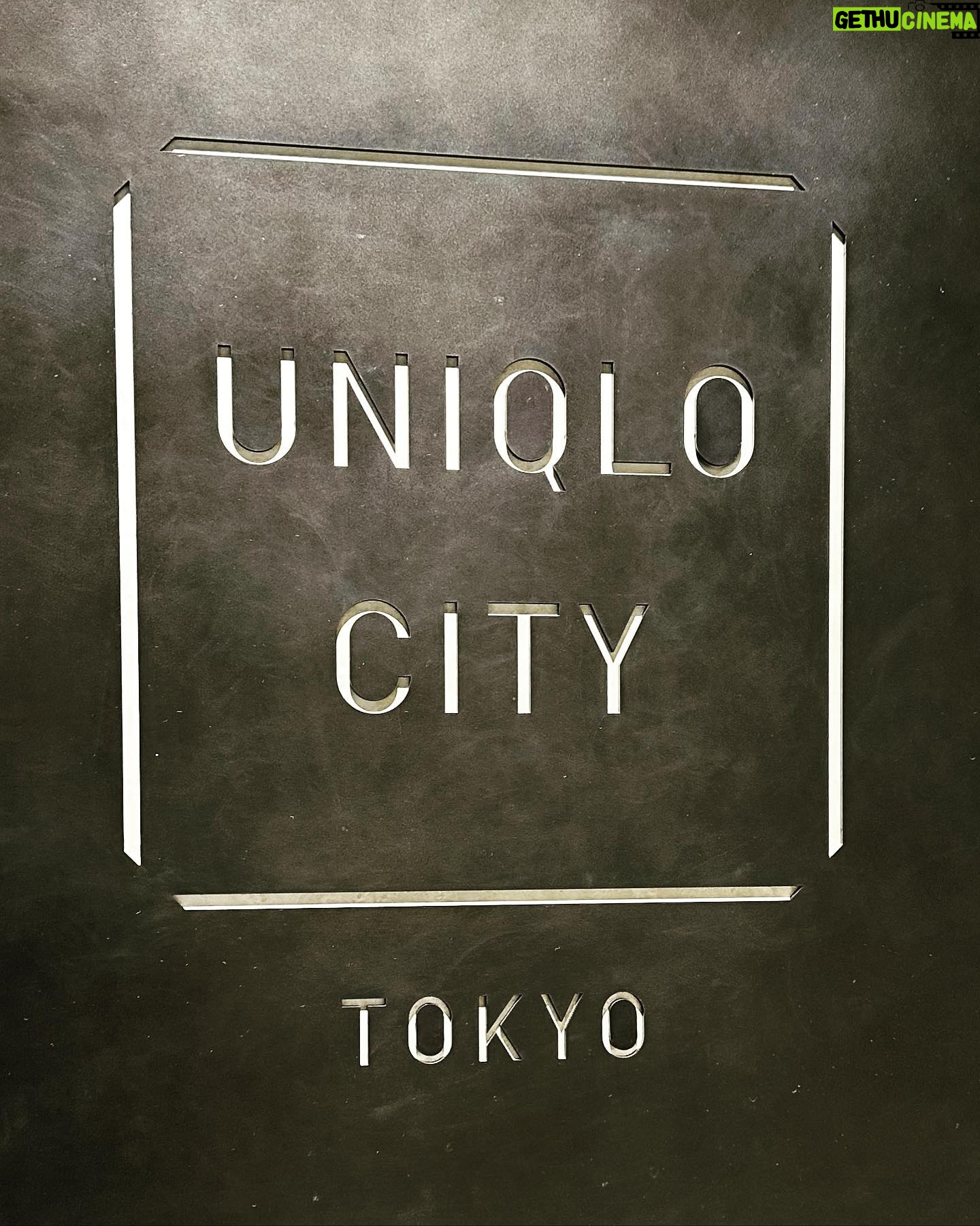 Clare Waight Keller - 1.5K Likes - More from my favourite home from home Tokyo.
1. Skywalks which cross the highways around Shibuya
2. My favourite late night walk alongside the commuter train tracks from Shibuya
3. Tired eyes needing those glasses more and more on the morning commute
4. Uniqlo City
5. Ultimate weekend Zen @nezumuseum #tokyo entrance goals
6/7. Endlessly addictive watching these graceful fish with the leaves just starting to turn
8/9/10. The weekend shrine visit β₯οΈ
#tokyo #zen #city #travel