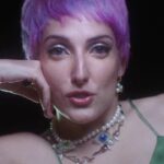 Clarice Falcão Instagram - saiu o truque espero que vcs tb achem mágico ✨ um album visual link na bio