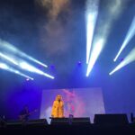 Clarice Falcão Instagram - MUITO PUTA com @rockthemountain e @mangolaboficial pois quase me mataram de emoção obg banda obg equipe obg público foi a coisa mais linda do mundo. 𝓋𝒾𝒷𝑒 𝒾𝓃𝒹𝑒𝓈𝒸𝓇𝒾𝓉í𝓋𝑒𝓁 tah queridan (semana que vem tem mais)