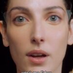 Clarice Falcão Instagram - tutorial de desmaquiagem em caso de truque 08. TRUQUE - ÁLBUM TRUQUE