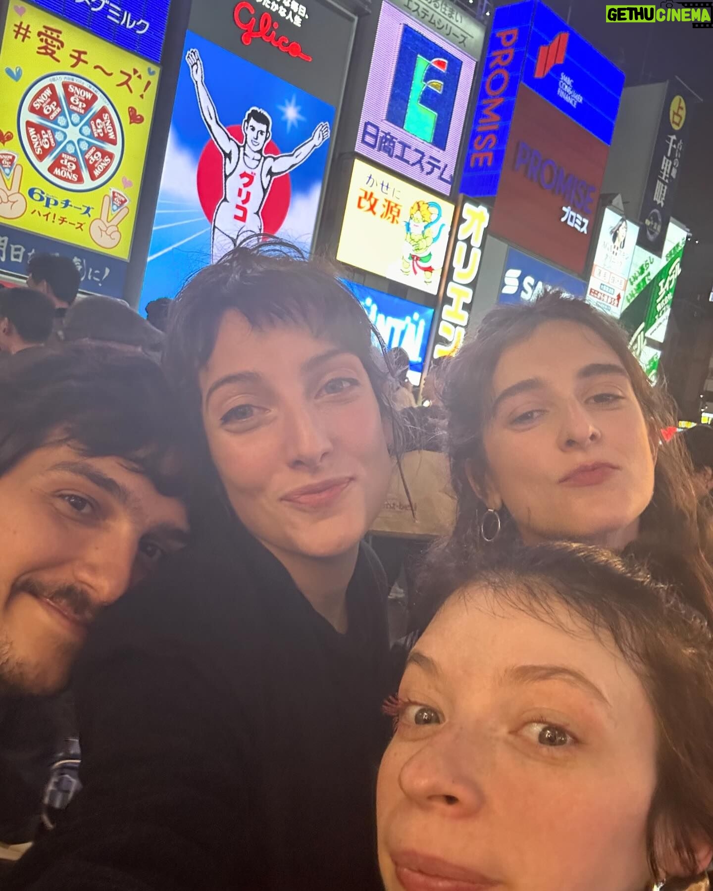 Clarice Falcão Instagram - achei que tinha postado no instagram da viagem mas agora tá aqui aproveitem