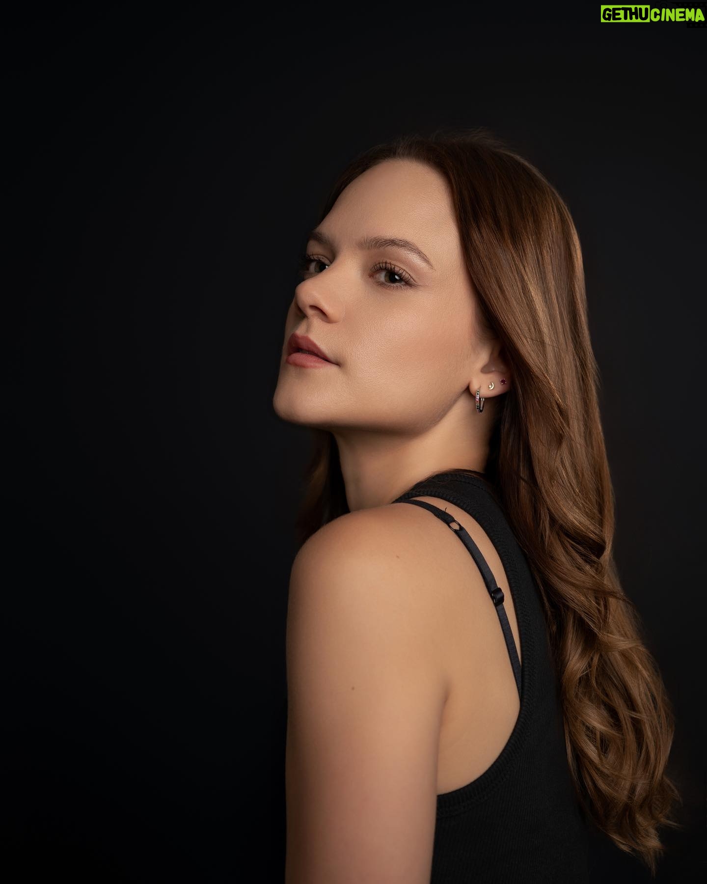 Clarisa González - 4.4K Likes - 🖤