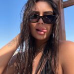 Clarysse Pereira Instagram – Quoi de mieux que de fêter mon quart de siècle dans ces conditions 🥹 dans mon pays d’origine avec ma bff, je vis ma best life 🩷

J’ai l’impression de vieillir avec vous 😂 j’ai 25 ans mais je vous jure je vais continuer d’être une giga gamine à vie vous inquiétez même pas 😭 Happy Birthday to me 🎉