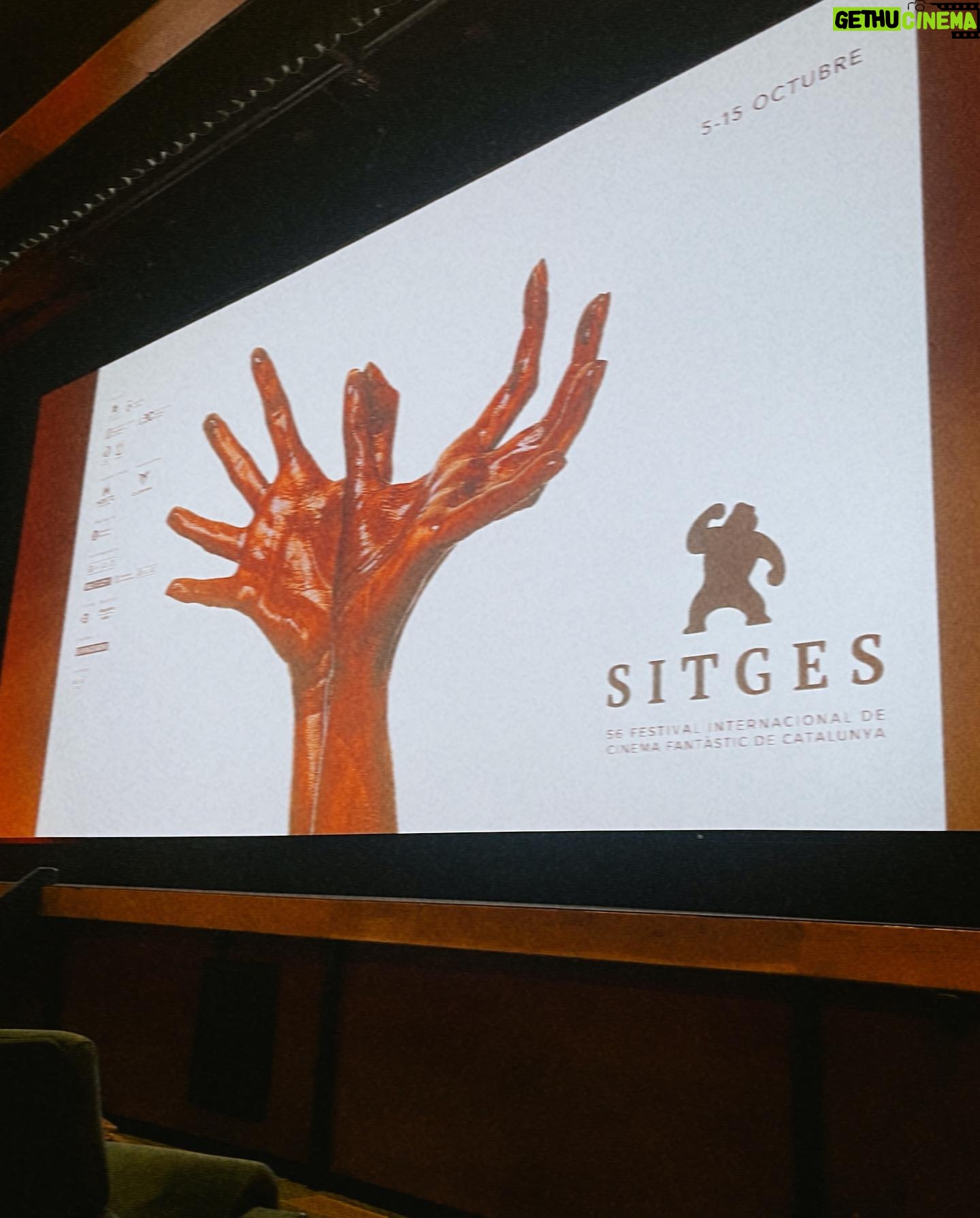 Claudia Riera - 2.5K Likes - @sitgesfestival š¤
Cada aƱo desde mis 19 š»
DĆas muy guays y muy muy llenos de muchas pelis. š«š» š¬
PD: Voy siempre muy tarde colgando cosas! Es que no paro quietaaa! š
#festivaldecinemafantasticdecatalunya
#sitgesfilmfestival