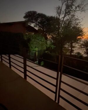 Claudia Albertario Instagram - ᴬˡᵍᵘⁿᵃˢ ᵈᵉ ᶜᵒˢᵗᵃ ʳⁱᶜᵃ 🇨🇷🤙

#familytime #SantaTeresaCR
#CostaRica #puravida #ParaísoTropical #NaturalezaCostarricense #VidaPlayera