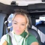Claudia Albertario Instagram - Here go again!! 💚🩷 #onemetropica #development #miami