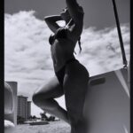 Claudia Albertario Instagram - unas de un futuro fotógrafo, hijo de mi amiga Alina que adoro!! Gracias Matt!!! Lov iu babe @bdmateobd 🧉🇦🇷🫶❤️ • Mi 👙 @adg_swimwear El 🛥️ @festival_boat #boat #miami #friends #family