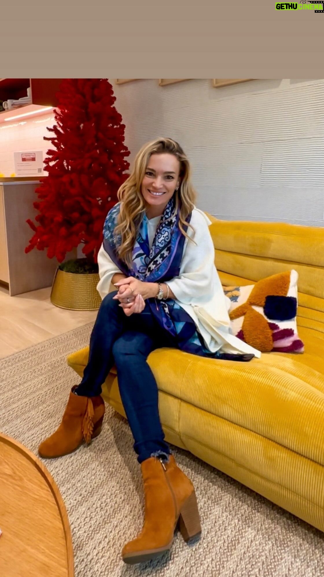 Claudia Albertario Instagram - Nos encanta “Standard Residences” en pleno corazón de Midtown. 🤩🤩🤩 Inspirado en el distrito SoHo de Nueva York, las bulliciosas aceras de Midtown y el ambiente eléctrico 24|7 están en el corazón del crecimiento explosivo de Miami. Midtown es el barrio peatonal más apto para peatones de Miami, conectado con el Design District al norte y Wynwood al sur. Baja las escaleras para comer algo en Sugarcane, compra en Trader Joe’s o pasa por el nuevo Whole Foods en la calle 29 y Biscayne. ▶︎ Mas info calbertario@fir.com Here are some of the best real estate hashtags: #realestate #midtown #standard #standardresidences #homesweethome #wynwood #miami #florida #dreamhome #property #homesforsale #realestateagent #homedesign #interiordesign #architecturedesign #newhome #openhouse #homesearch #realestateexpert #designdistrict