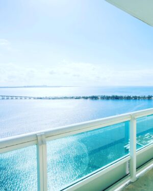 Claudia Albertario Instagram - •𝐅𝐎𝐑 𝐒𝐀𝐋𝐄∙
𝐒𝐚𝐧𝐭𝐚 𝐌𝐚𝐫𝐢𝐚 𝐁𝐫𝐢𝐜𝐤𝐞𝐥𝐥
Prestigious Residences
1643 Brickell Ave # 3504
Miami, FL 33129

BEDS: 4 | BATHS: 5.5 | 4,030 SQ.FT
List Price : $4,950,000.00
Introducing an exquisite flow-through residence located in the renowned Santa Maria Building, situated in the bustling area of Miami. The spacious living areas are complemented by expansive terraces, providing breathtaking panoramic views of both the Miami skyline and Biscayne Bay. In addition to its prime location, residents of Santa Maria can enjoy a wide range of amenities such as resident clubhouse, a rooftop fitness center, a bayfront pool, a marina and a tennis court. The building also house a restaurant, while the lush grounds include a historic mansion, with convenient access to Downtown, Miami, Brickell, and Coconut Grove. This property is perfectly situated for those seeking the ultimate Miami lifestyle.

•𝐏𝐀𝐑𝐀 𝐕𝐄𝐍𝐓𝐀∙
𝐒𝐚𝐧𝐭𝐚 𝐌𝐚𝐫𝐢𝐚 𝐁𝐫𝐢𝐜𝐤𝐞𝐥𝐥
Prestigiosa Residencia
1643 Brickell Ave # 3504
Miami, FL 33129

CAMAS: 4 | BAÑOS: 5,5 | 4.030 PIES CUADRADOS

Precio de lista: $4.950,000,00 
Presentamos una exquisita residencia de lujo ubicada en el famoso edificio de Santa María, situado en la bulliciosa zona de Miami. La amplia sal de estar se complementa con amplias terrazas, que ofrecen impresionantes vistas panorámicas tanto del horizonte de Miami como de la bahía de Biscayne. Además de su ubicación privilegiada, los residentes de Santa María pueden disfrutar de una amplia gama de servicios, como una casa club para residentes, un gimnasio en la azotea, una piscina frente a la bahía, un puerto deportivo y una pista de tenis. El edificio también alberga un restaurante, mientras que los exuberantes jardines incluyen una mansión histórica, con cómodo acceso al centro de la ciudad, Miami, Brickell y Coconut Grove. Esta propiedad está perfectamente situada para aquellos que buscan el mejor estilo de vida de Miami.

✔️Info bio 

#fortunechristiesinternationalrealestate #realestate #lifestile