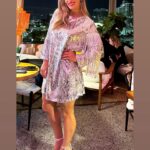 Claudia Albertario Instagram - About last night with Fortune’s Family. Happy hollydays!! Happy new year for everyone!!! ✨🥂🥳