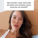 Claudia Campolina Instagram - Caixinha das antigas. Tem um tempão que não abro. Estão com saudade?