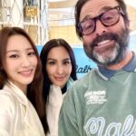 Claudia Kim Instagram - TAG meets Malbon golf 💚🤍💚 말본 버킷이 깜빡 깜빡 움직이는 골프 앱 기능이 있는 시계. 골프 시계 없이 버텼는데 얜 가져야겠다! #ad @tagheuer #TAGHeuerXMalbon #태그호이어 #말본골프 #connectedcaliberE4golfedition