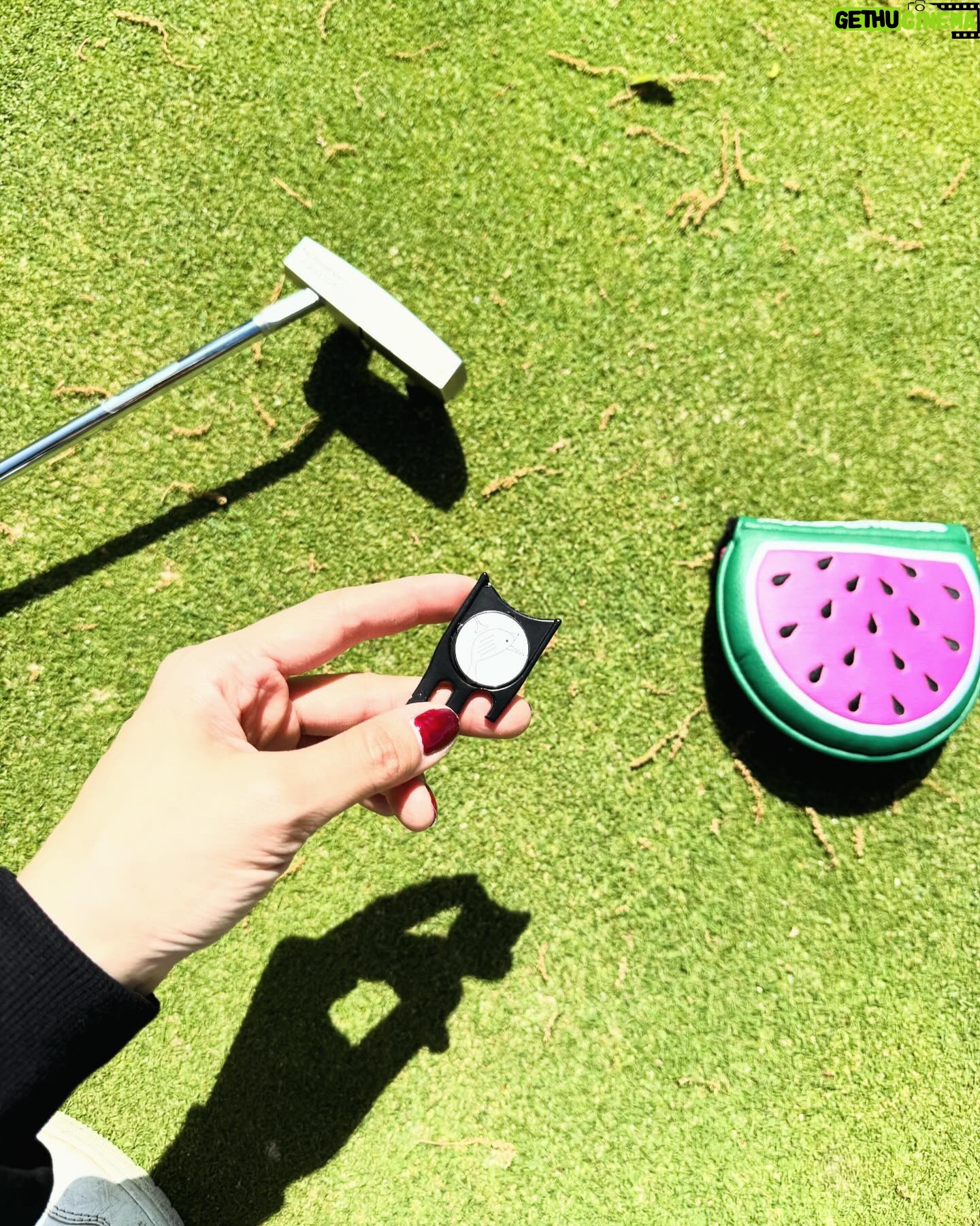 Claudia Kim Instagram - ..my healing place ๐ฉต Thank you my Dallas golf idols! (65ํ..PGA๋ฃฐ๋๋ก ์ ์ ์๋ผ๋. my crazy ๊ณจํ์ฌ์ ๋ค. ๊ทธ ์ฌ์ด์์ ์ ๋ ์๊ธฐ ๋ณ์๋ฆฌ ๊ณจํผ์ง๋ง, ํ๋ณตํด์๐ฉต)