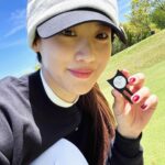 Claudia Kim Instagram - ..my healing place 🩵 Thank you my Dallas golf idols! (65타..PGA룰대로 저 점수라니. my crazy 골프여신들. 그 사이에서 저는 아기 병아리 골퍼지만, 행복해요🩵)