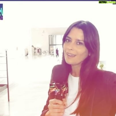 Claudia Pandolfi Instagram - Better call Costanza @spettacoloeu @rarozero @skyitalia @fabulapictures @rockshell80 @fdsmanagement #unestatefa