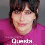 Claudia Pandolfi Instagram - Oggi in edicola su @donnamoderna c’è una bella intervista di @isabyte, le foto di @fabio_lovino_ e gli abiti di @federicatosi E poco importa se hanno sbagliato il nome del personaggio: nonostante Ramona sia un nome interessantissimo, nei #peggiorigiorni sono Tiziana. @massimilianobruno2020 @edoardoleo @iif_gram @visionfilmdistribution