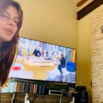 Claudia Pandolfi Instagram – Nun me pjo confidenza, sei te che me provochi.
@linus_dj 
@nicosavi 
@matteo_curti 
@radiodeejay
