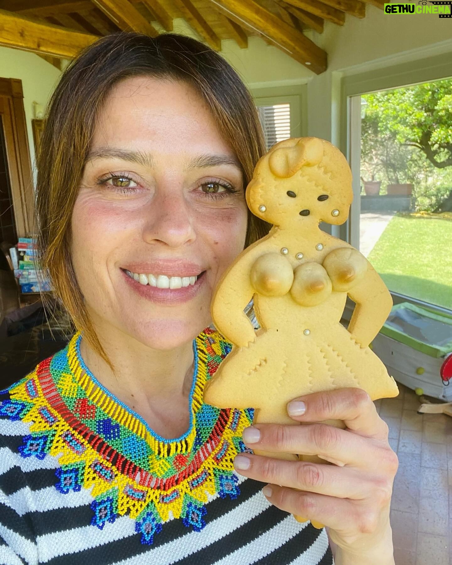 Claudia Pandolfi - 10.4K Likes - Ho divorato Miss Frascati ma non mi sento in colpa.
@pasticceriapurificato1946
