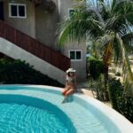 Claudia Zepeda Instagram - Aquí por siempre y contigo. 🦋🩵 @el_origen_puertoescondido
