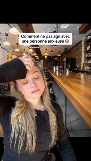 Claudie Mercier Instagram - Si tu cherches des ressources pour mieux comprendre l’anxiété, @tuaslederniermot est là pour t’éclairer. #partenaire

Et toi vis-tu de l'anxiété?