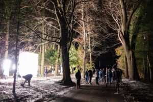 Clea DuVall Instagram - Thank you to everyone who has watched #HappiestSeason so far. I am very  moved by your beautiful messages. The support for this film is beyond what I could have ever  hoped for. I’m  so  grateful. 

This is a photo of us getting ready to shoot the scene with @instadanjlevy and Kristen outside the party. They were both so spectacular that night. I cried the entire time. 

❤️🎄❤️

📸: @ltstillpix