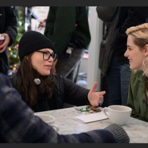 Clea DuVall Instagram - This was the first scene we shot. These two were perfect from the very start. 🎄❤️🎄
📸: @jojowhilden