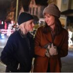 Clea DuVall Instagram - Repost @hulu with @get_repost ・・・ This holiday season, come out and meet the family 💚 Kristen Stewart and Mackenzie Davis star in an all-new Christmas rom-com –– #HappiestSeason premieres November 25, only on Hulu. . The movie, co-written and directed by Clea DuVall, stars Kristen Stewart, Mackenzie Davis, Mary Steenburgen, Victor Garber, Alison Brie, Aubrey Plaza, Dan Levy, and Mary Holland. Happiest Season premieres November 25, only on Hulu.