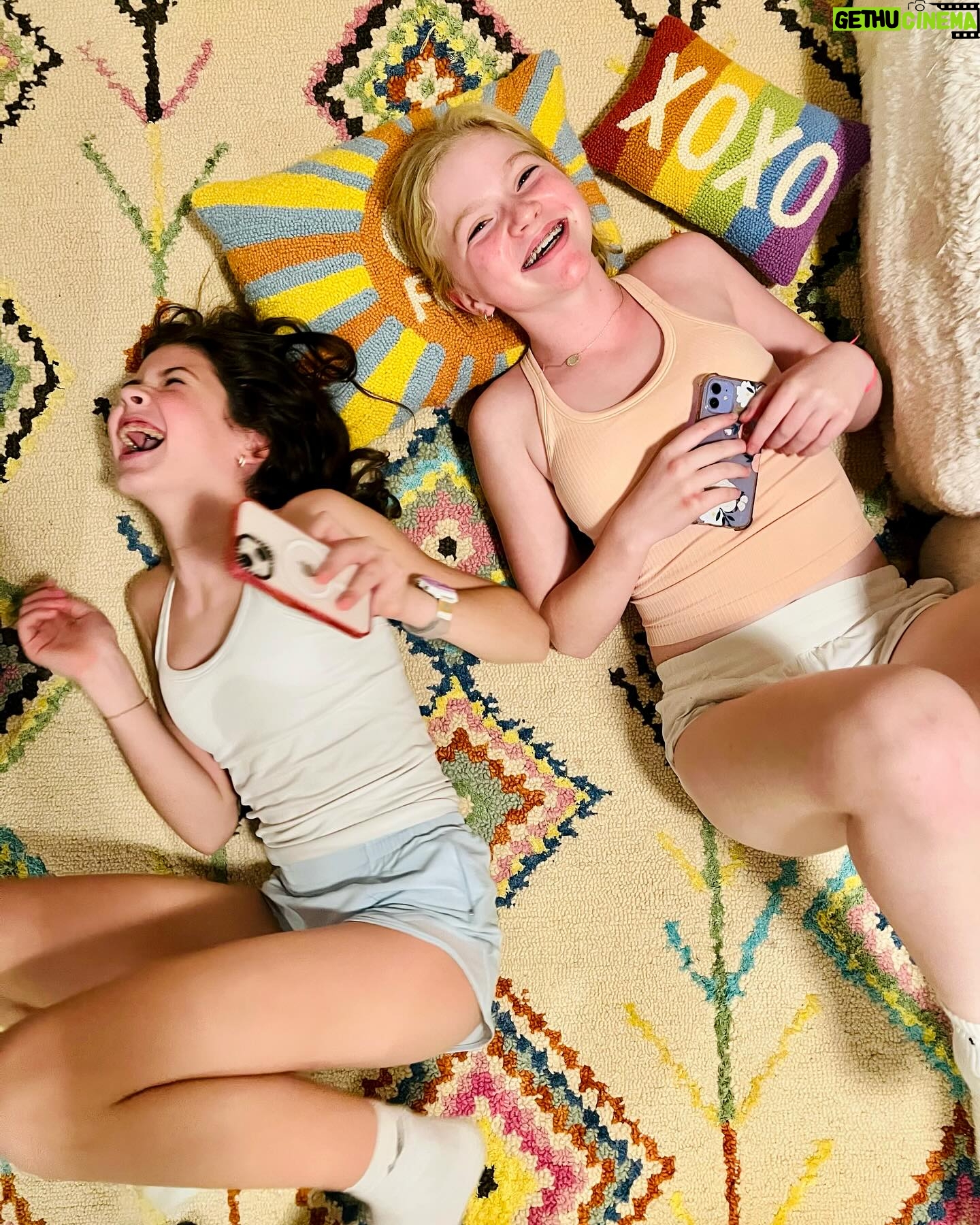 Clea Shearer Instagram - Friday night sleepovers are the best. 🌈xoxo