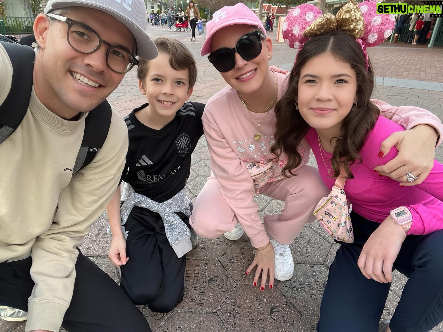 Clea Shearer Instagram - Christmas trip to Disneyland π We found our brick at the entrance that John and I got in 2005, ate pizza for every meal, and went on every ride possible. Sutton told me all about Groot and the Avengers (still have no clue), Stella *does* love the incredicoaster even though this photo shows otherwise, and John *does* hate the Matterhorn because his legs donβt fit in the bobsled. π°π’π