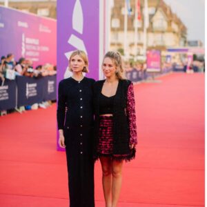 Clémence Poésy Instagram - @deauvilleus so far … 🎞🎬💜 Merci Merci @chanelofficial 🪁