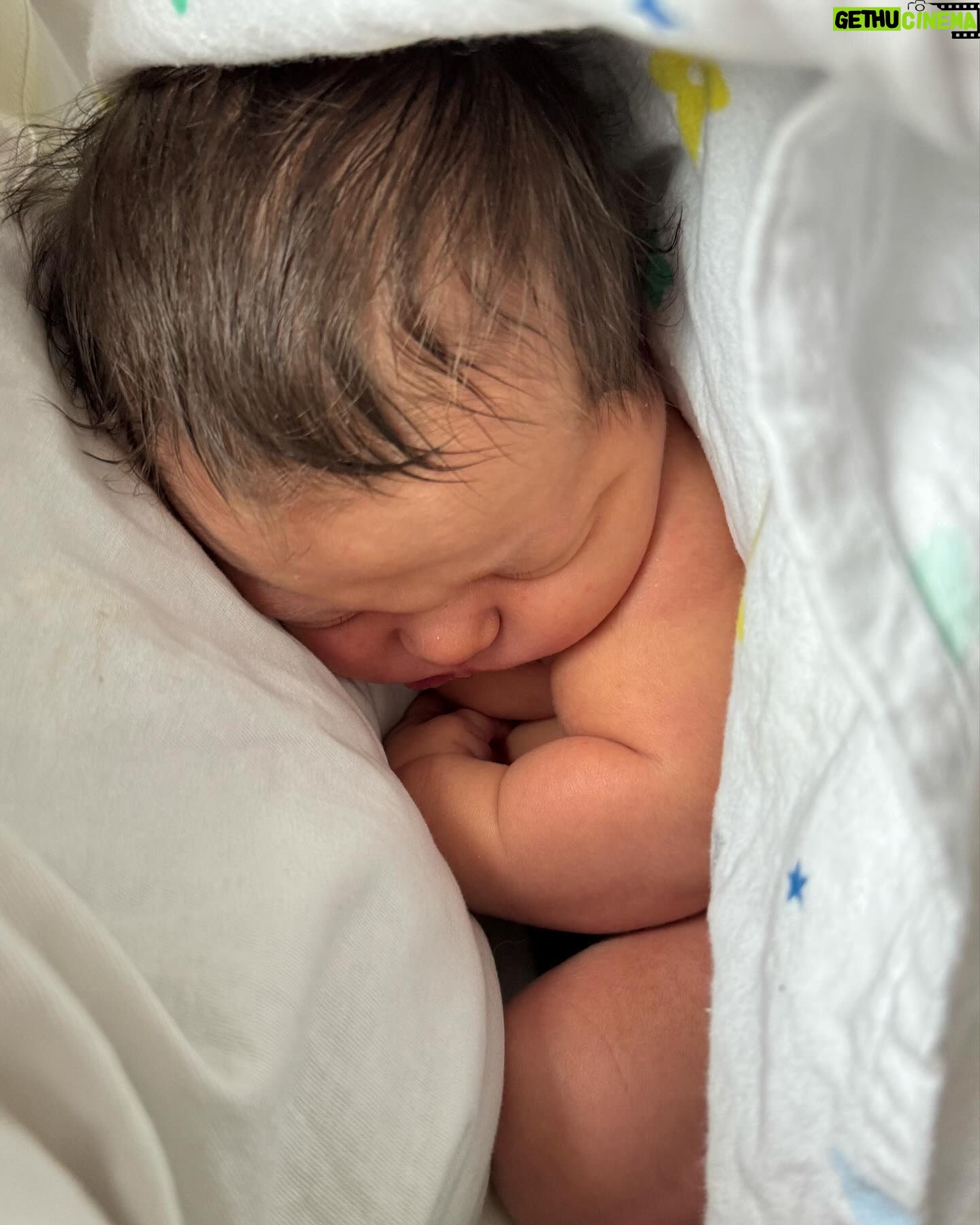Cleo Massey - 13.2K Likes - How wonderful life is, now you’re in the world. 🌞 Indigo Valerie Dempsey ~ 22.03.24 ~ 11.16pm.