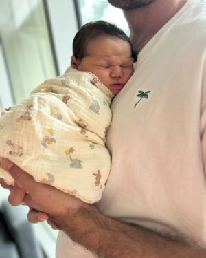 Cleo Massey Instagram - How wonderful life is, now you’re in the world. 🌞 Indigo Valerie Dempsey ~ 22.03.24 ~ 11.16pm.