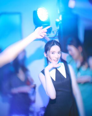 Cloud Wan Instagram - 新婚快樂！！#latergram 
Thanks for inviting me to this crazily fun party ✨
@louisa_mak @keithshing_ 

Your love is a perfect example of what happens when two people become one 🤍
Cheers to love, laughters and happily ever after 💖

Wardrobe: @lanecrawford